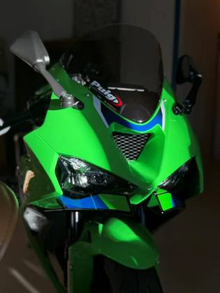 KAWASAKI NINJA ZX-6R KAWASAKI NINJA ZX-6R